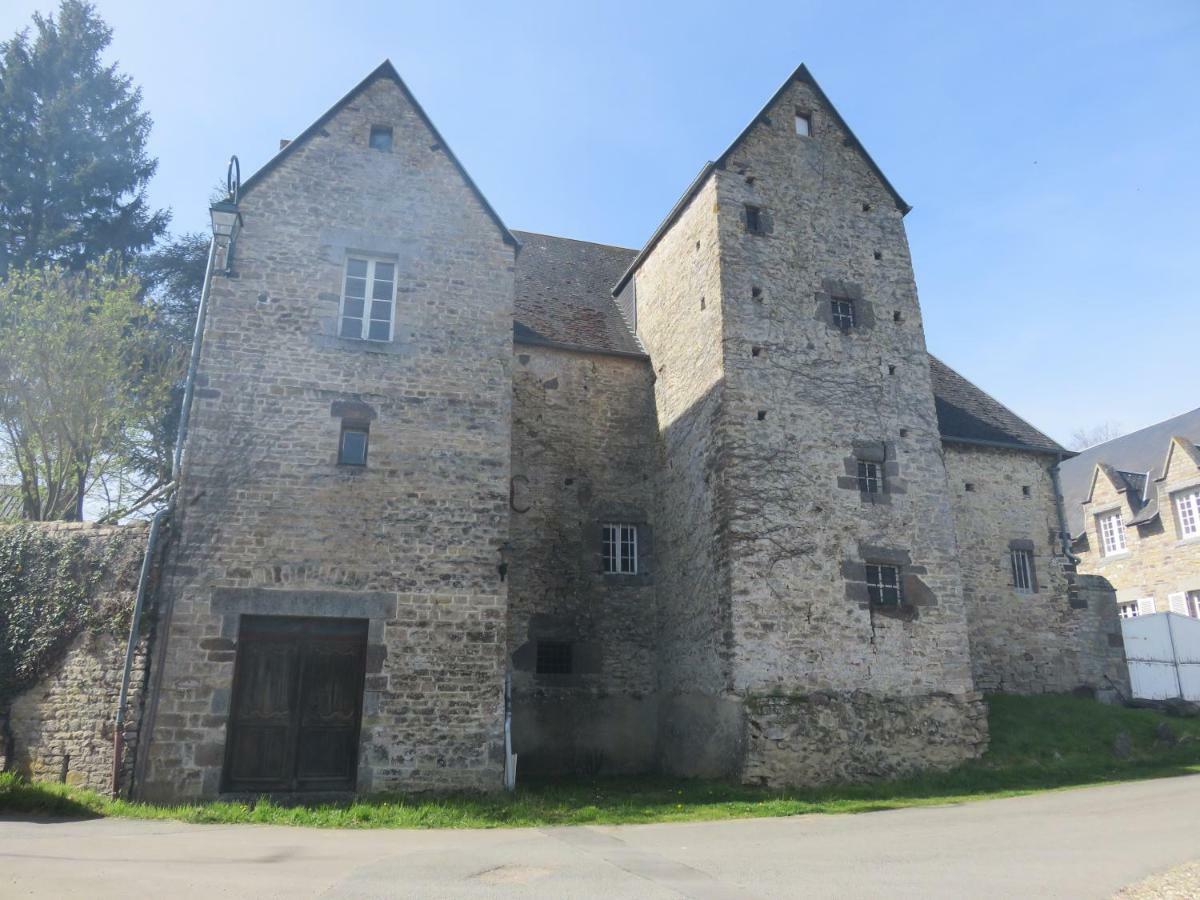 Le Manoir De Placy - Chambres D'Hotes เกลซี ภายนอก รูปภาพ