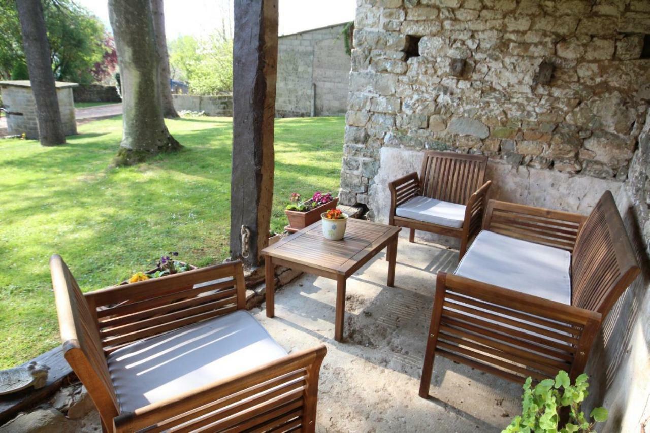 Le Manoir De Placy - Chambres D'Hotes เกลซี ภายนอก รูปภาพ
