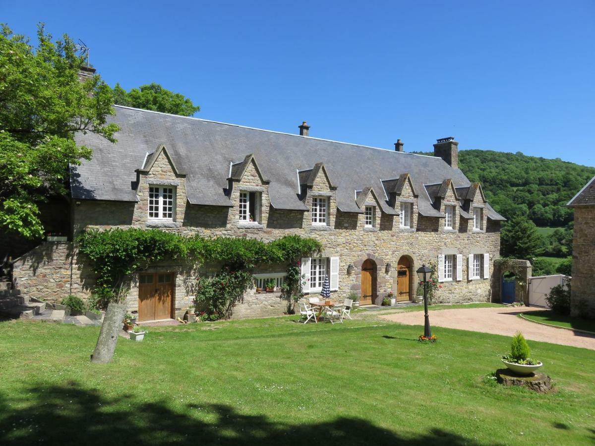Le Manoir De Placy - Chambres D'Hotes เกลซี ภายนอก รูปภาพ