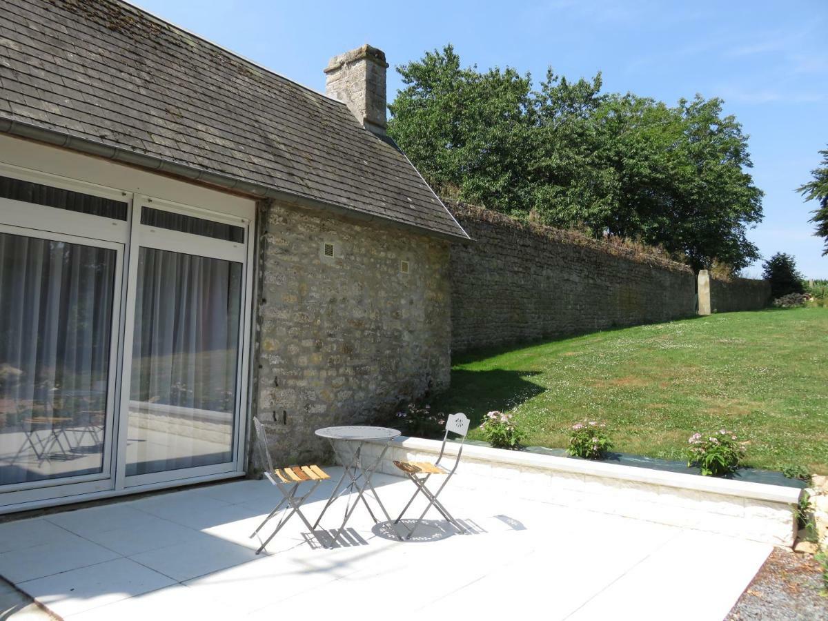 Le Manoir De Placy - Chambres D'Hotes เกลซี ภายนอก รูปภาพ