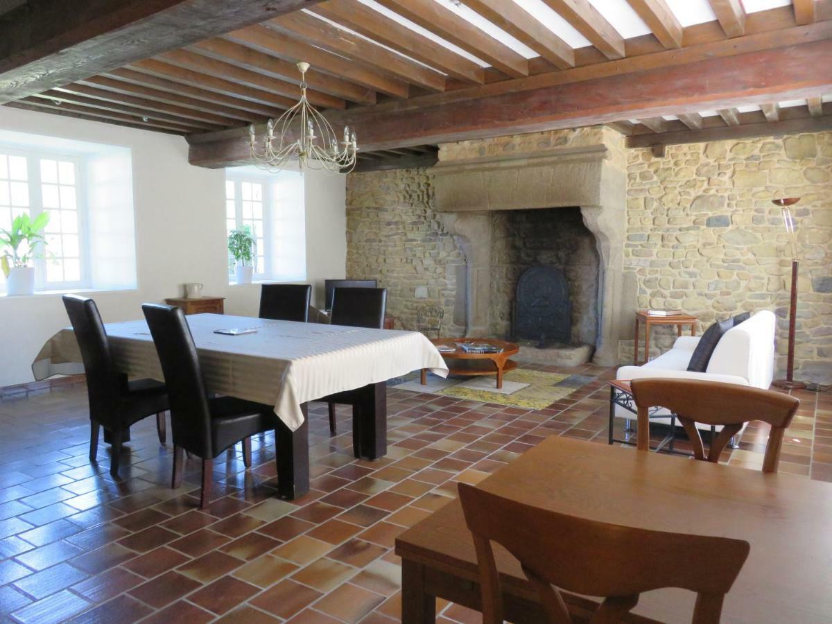 Le Manoir De Placy - Chambres D'Hotes เกลซี ภายนอก รูปภาพ