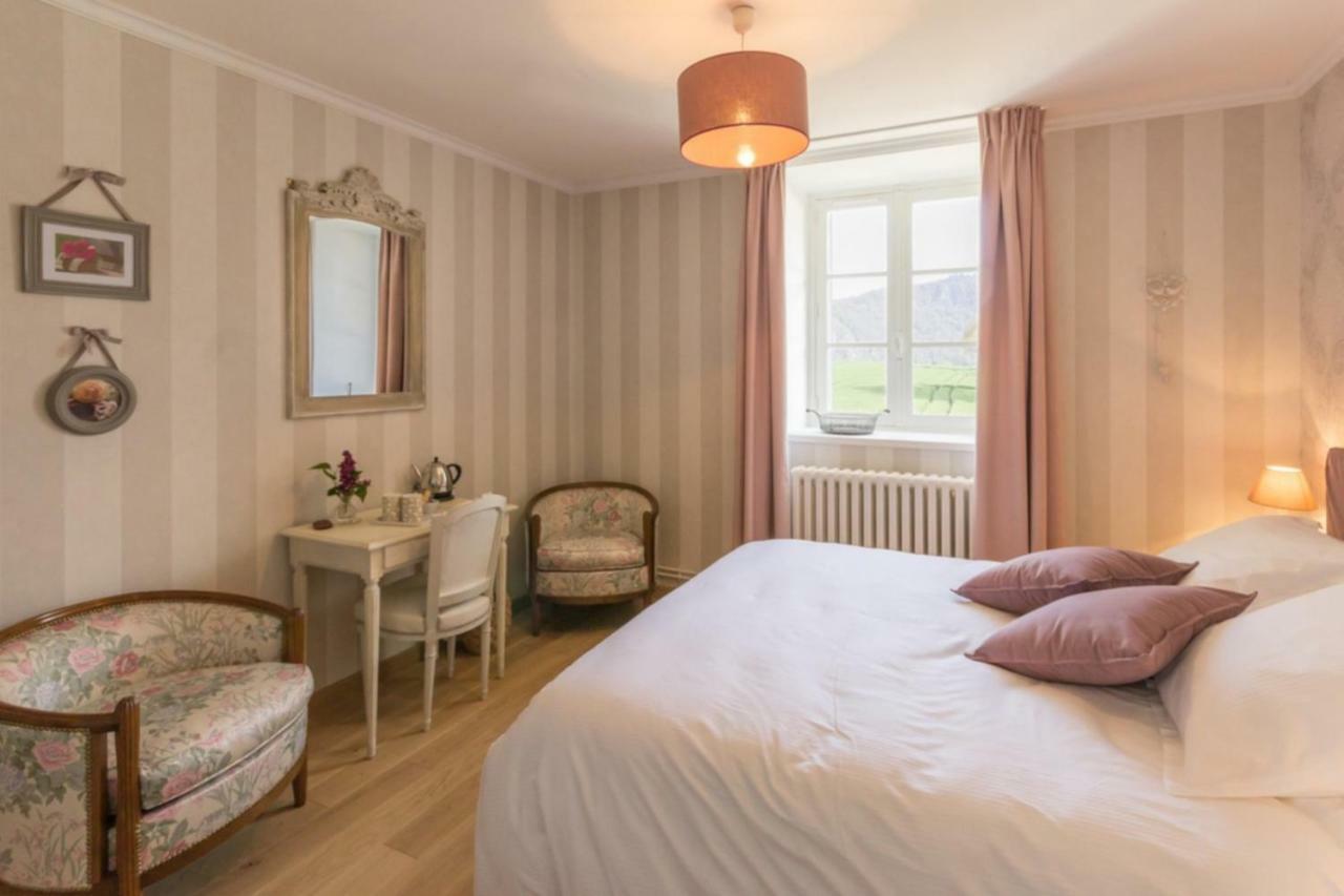 Le Manoir De Placy - Chambres D'Hotes เกลซี ภายนอก รูปภาพ